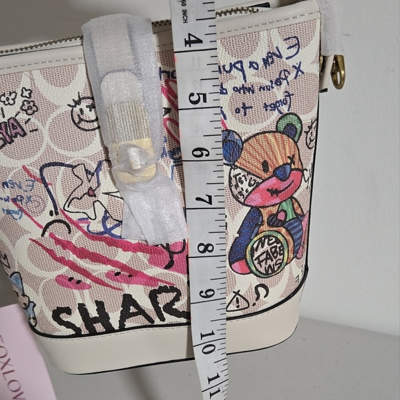 NWT Foxlover PU Leather Graffiti Teddy Bear Luxury Feel Small Bucket Bag - Picture 6 of 11